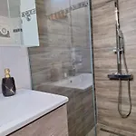 Appartement Cozy In The Center Thessaloniki