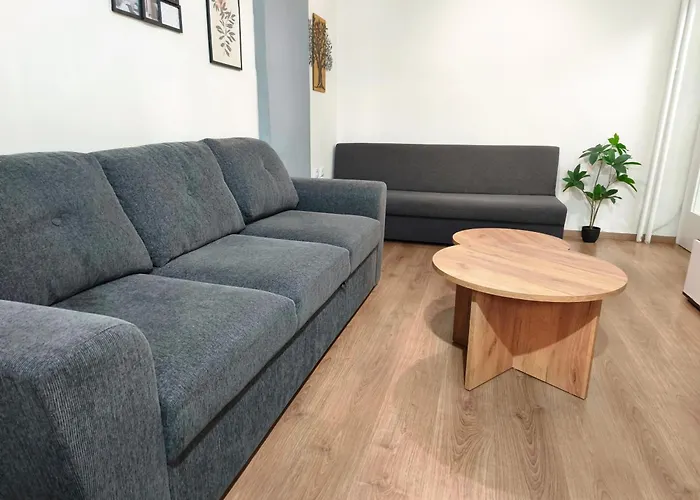 Διαμέρισμα Cozy In The Center